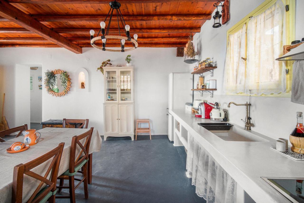 Megalon Khorion  Livas Residence מראה חיצוני תמונה